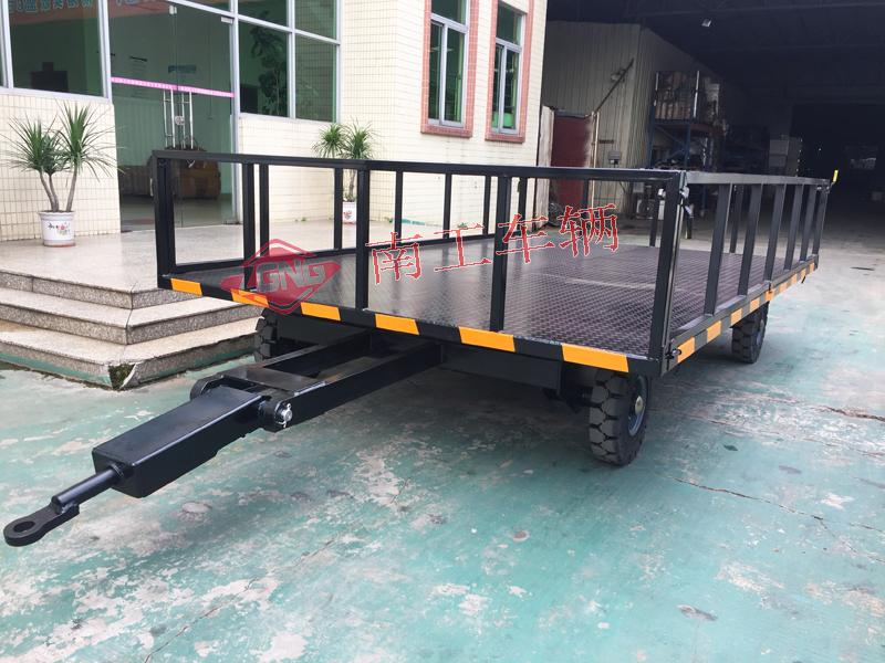 无动力叉车牵引6吨护栏型三亿在线登录-三亿(中国)黑色
