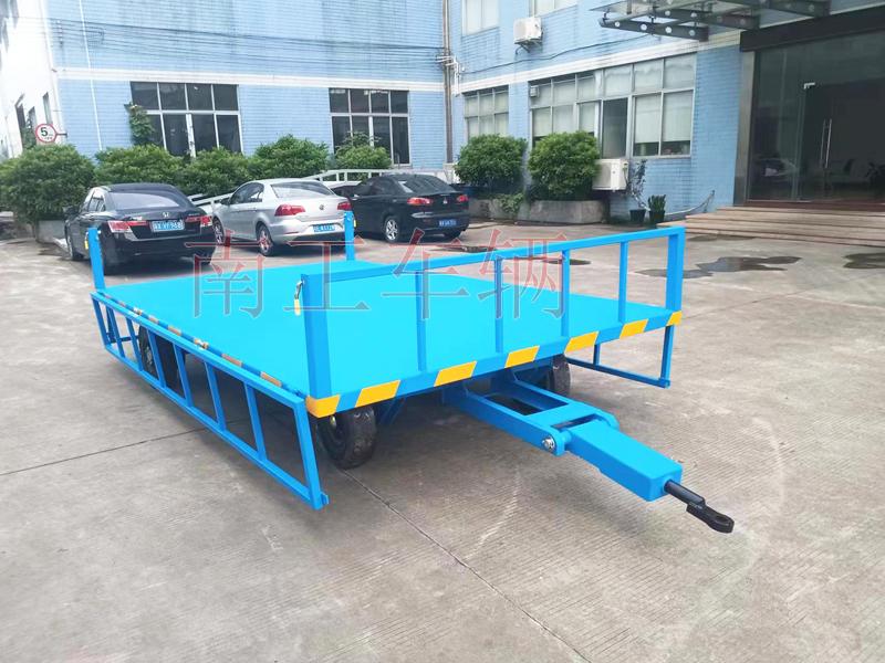 5吨下翻护栏型三亿在线登录-三亿(中国) 无动力牵引工具拖车