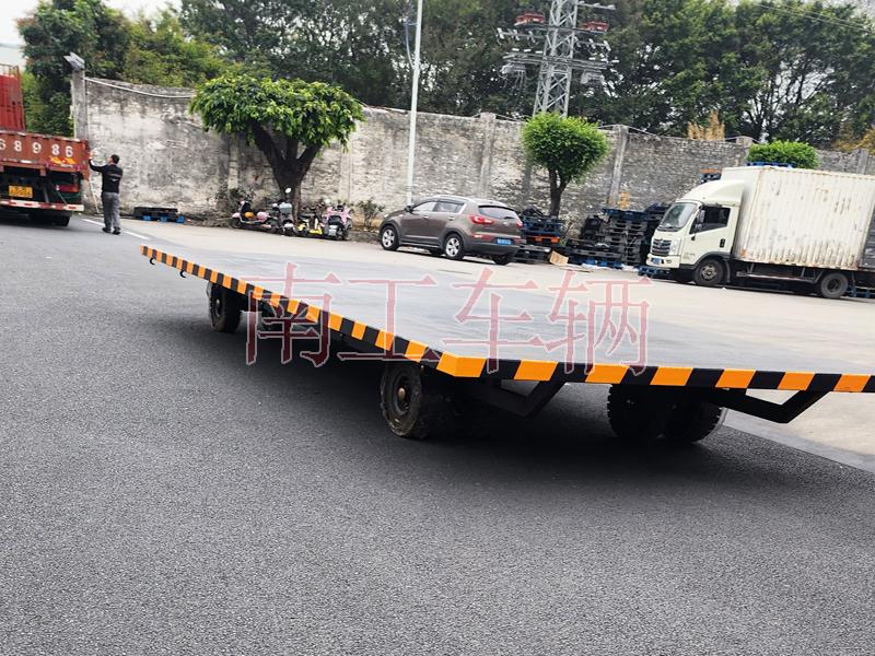 8吨三亿在线登录-三亿(中国) 牵引工具拖车