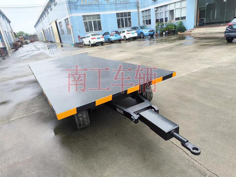 6吨牵引三亿在线登录-三亿(中国) 工业全挂拖车