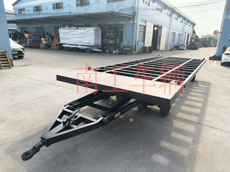 12吨骨架式三亿在线登录-三亿(中国) 带角锁刹车全挂车