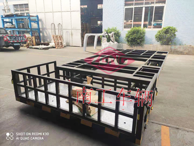 4吨骨架式三亿在线登录-三亿(中国)带小尾箱I.jpg