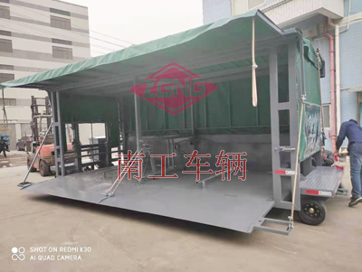 升降雨篷三亿在线登录-三亿(中国)3I.jpg