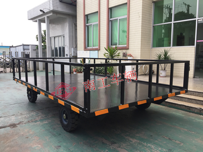 6吨护栏型三亿在线登录-三亿(中国)黑色4I.jpg