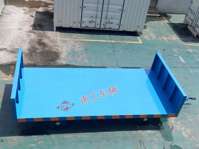20吨前后护栏重型三亿在线登录-三亿(中国)3I.jpg