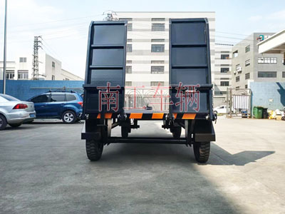 3吨带爬梯工业牵引三亿在线登录-三亿(中国)2I.jpg
