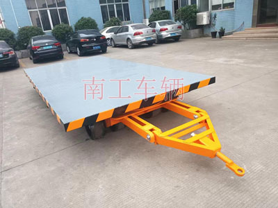 10吨中型牵引三亿在线登录-三亿(中国)3I.jpg