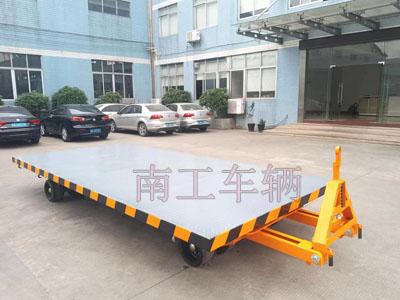 10吨中型牵引三亿在线登录-三亿(中国)4I.jpg