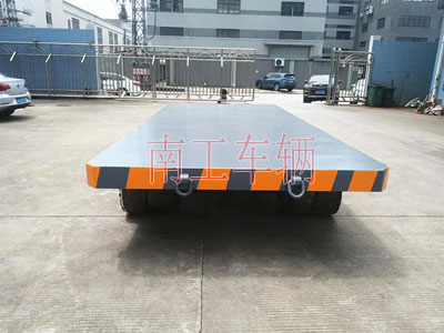 25吨重型工业三亿在线登录-三亿(中国)全挂式牵引拖车底盘带牵引环1I.jpg