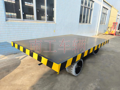 30吨重型三亿在线登录-三亿(中国) 环保实心轮胎2I.jpg