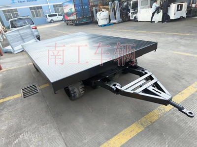 30吨重型三亿在线登录-三亿(中国) 环保实心轮胎4I.jpg