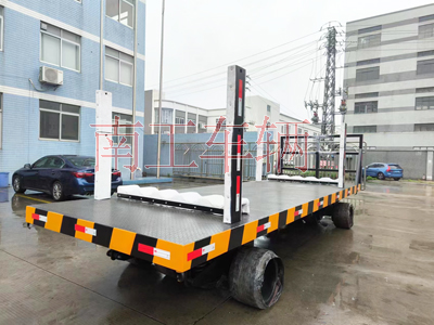 30T重型三亿在线登录-三亿(中国) 带活动插装立柱工具拖车3I.jpg