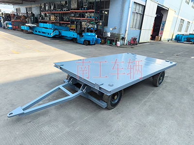 3吨小型牵引三亿在线登录-三亿(中国) 全挂车4I.jpg