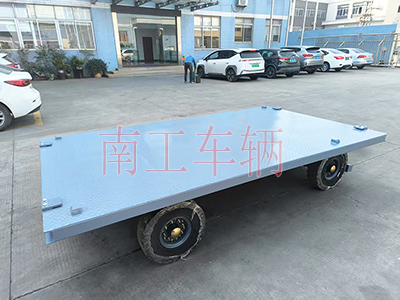 3吨小型牵引三亿在线登录-三亿(中国) 全挂车2I.jpg