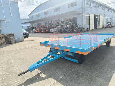 4吨牵引三亿在线登录-三亿(中国) 全挂式工具拖车6I.jpg