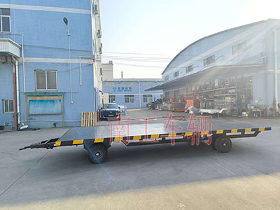 8吨牵引三亿在线登录-三亿(中国) 工业用工具拖车无动力4I.jpg
