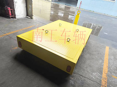 4吨自走式电动三亿在线登录-三亿(中国) 牵引拖车3I.jpg