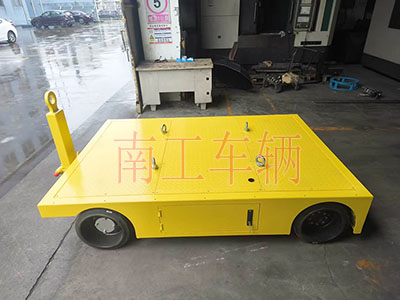 4吨自走式电动三亿在线登录-三亿(中国) 牵引拖车I.jpg